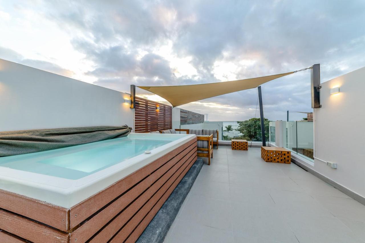 One Bay Residence Unit 15 - Penthouse With Private Roof Top, Jacuzzi And Sea View Grand Bay Luaran gambar