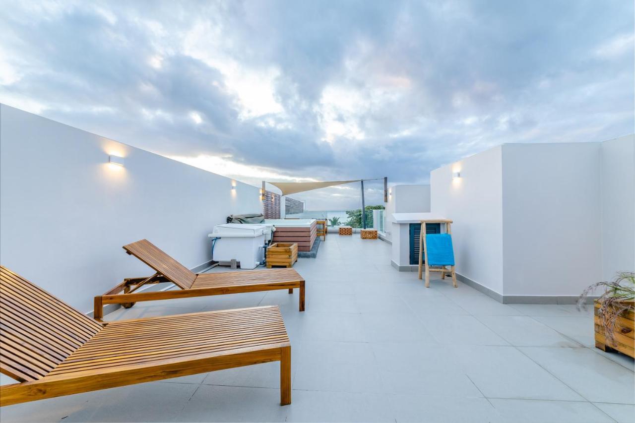 One Bay Residence Unit 15 - Penthouse With Private Roof Top, Jacuzzi And Sea View Grand Bay Luaran gambar